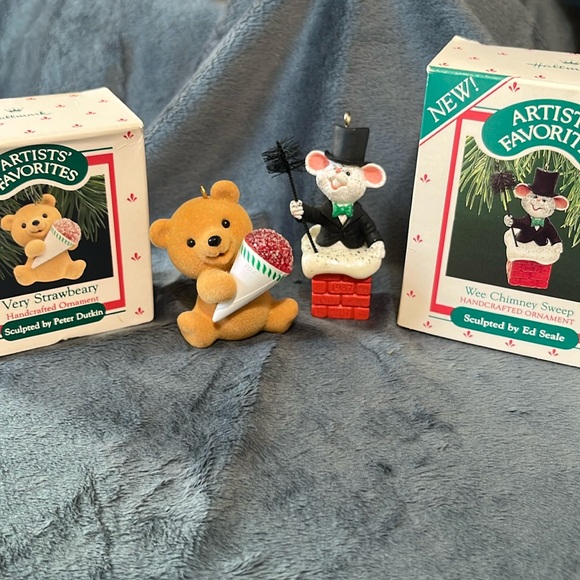 VINTAGE HALLMARK CHRISTMAS ORNAMENTS 1988 & 1987  in box - Picture 1 of 7